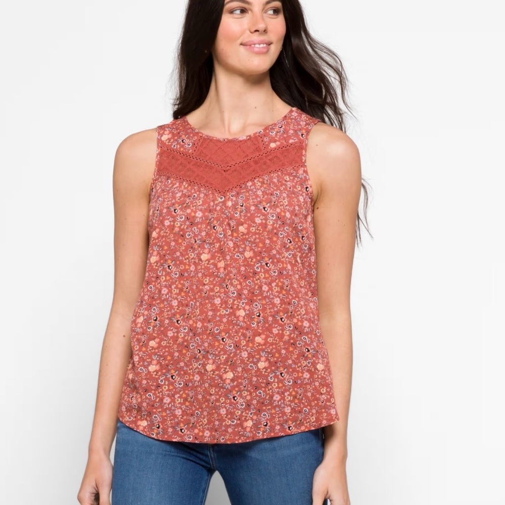 Fai Eyelet Detail Top
